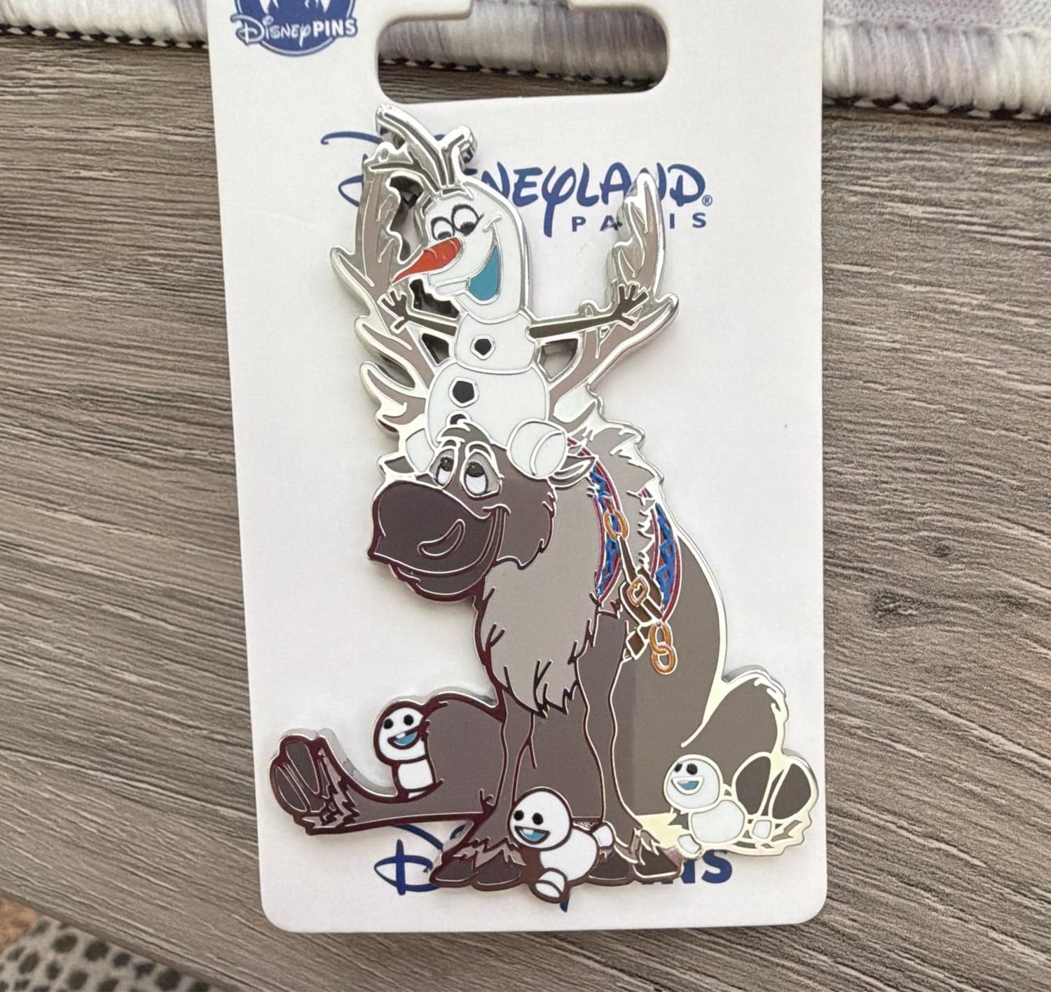 Disneyland Paris World of Frozen Olaf, Sven and Snowgies Pin