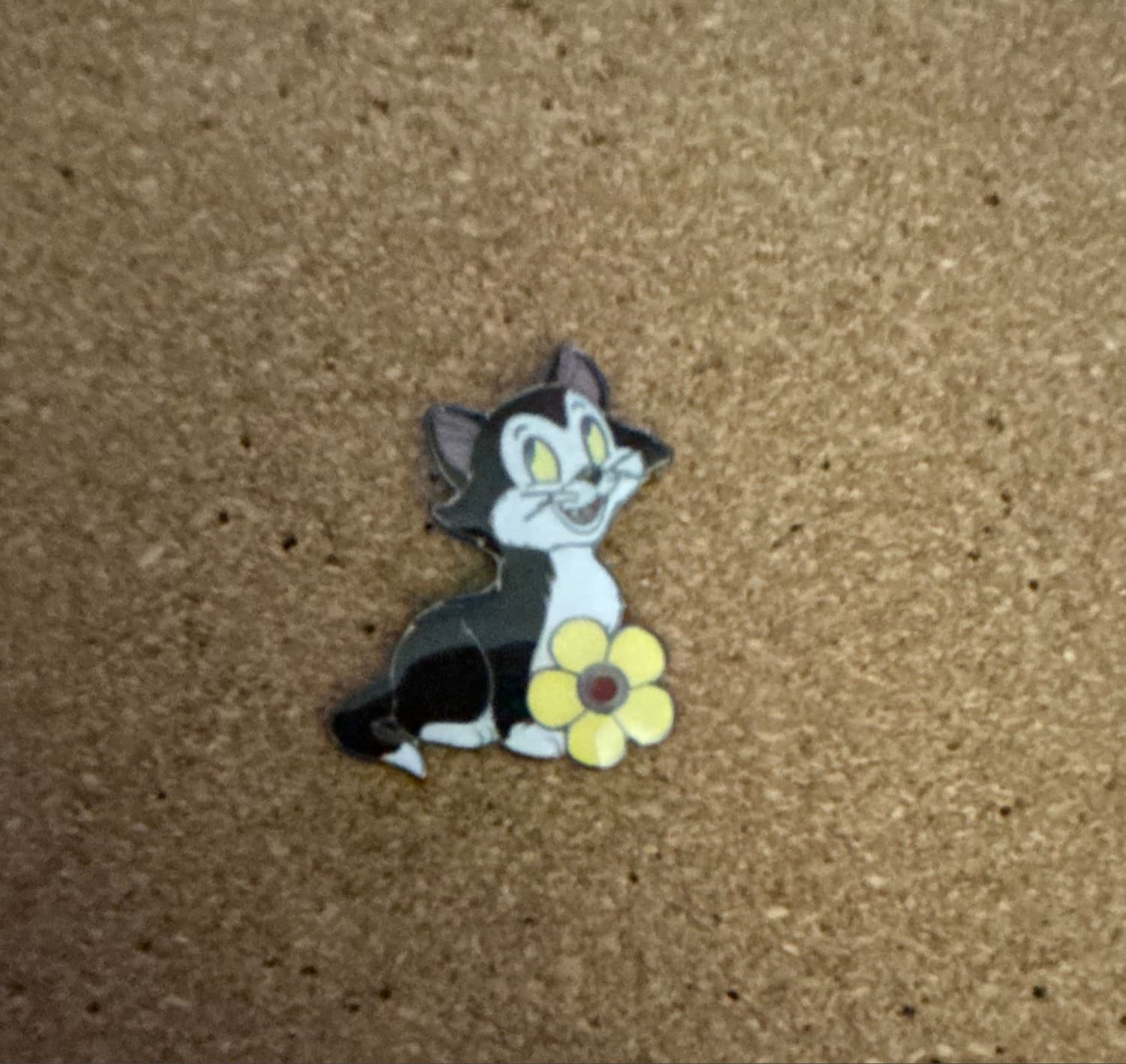Figaro (with Yellow Flower) - Disney Cats & Dogs Floral Blind Box