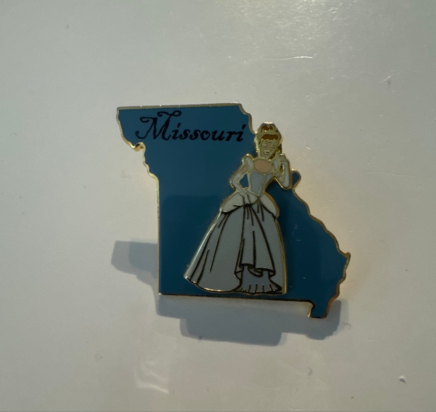 Disney Pin Missouri Character Cinderella Show Me State 2002