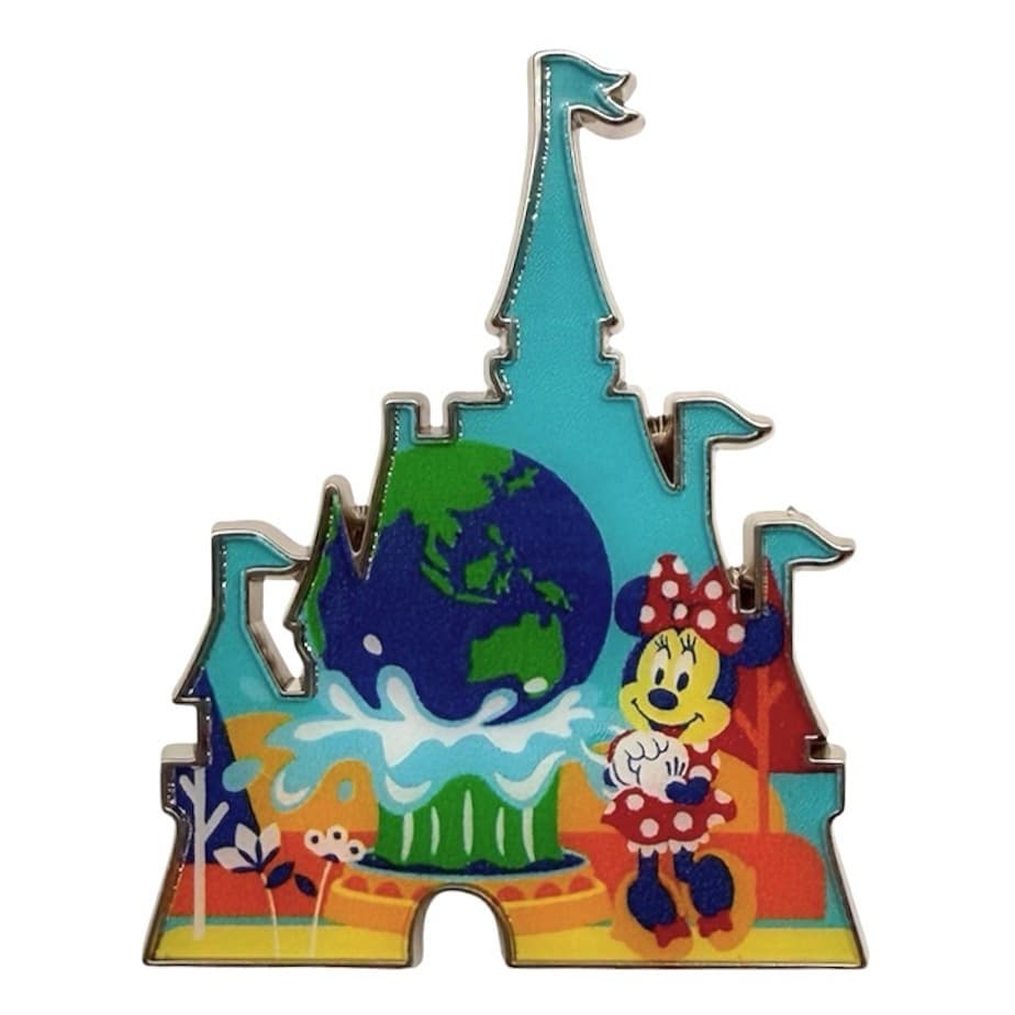 Minnie Mouse at Tokyo Disney Sea AquaSphere Cinderella Castle front