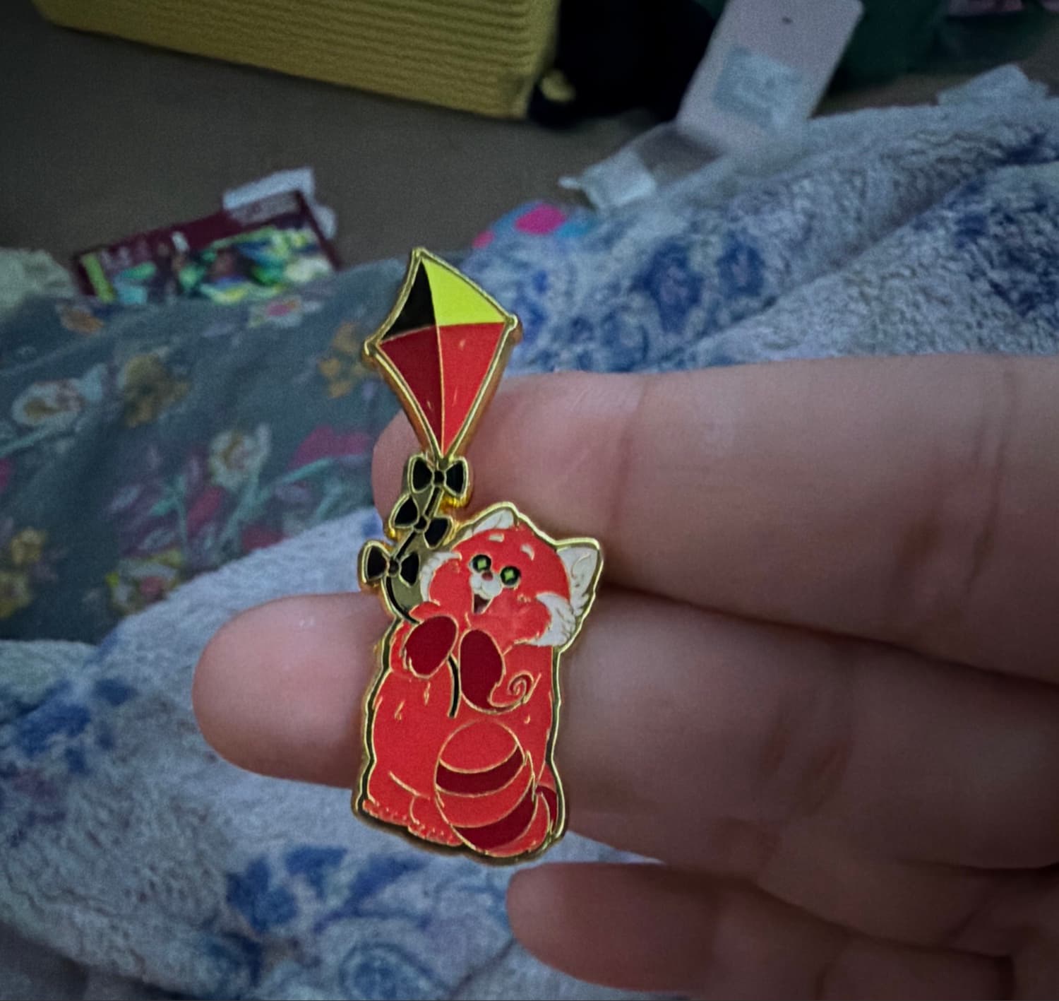 Mei Mei (Turning Red) Flying Kite Pin