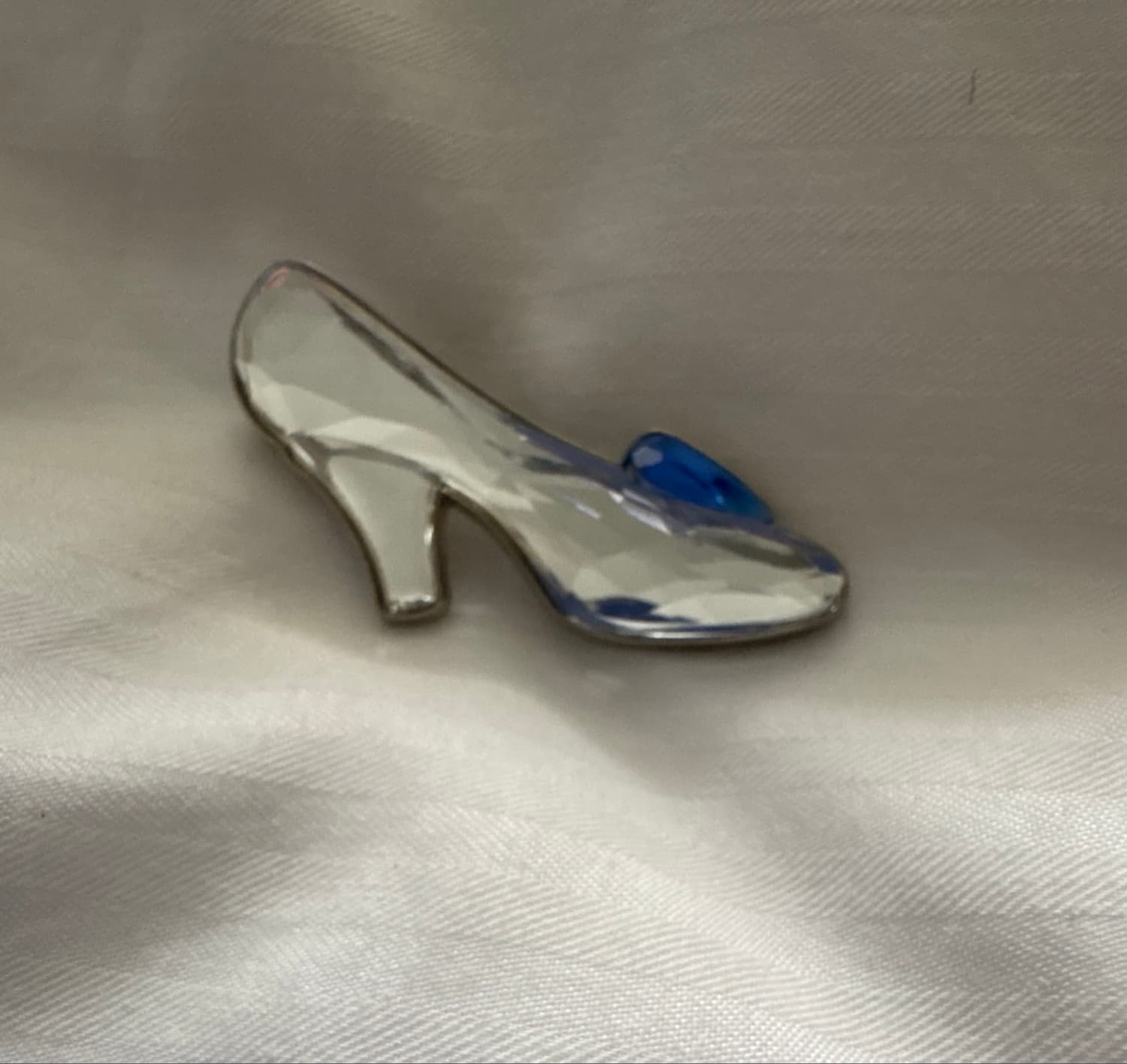 Cinderella- Glass Slipper Puzzle Piece (Slipper Body)