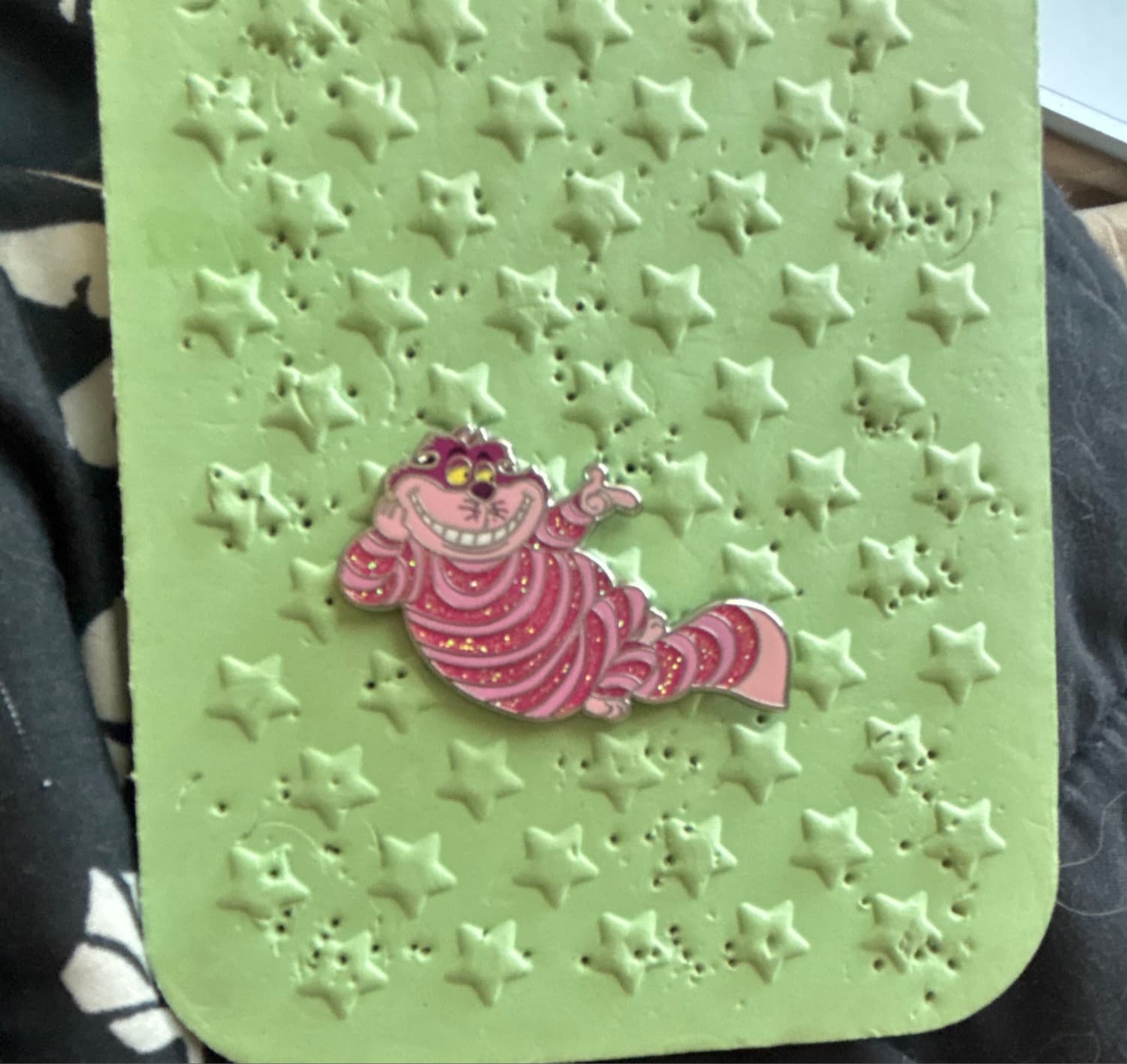 Loungefly Disney 100 Glitter Pin - Cheshire Cat