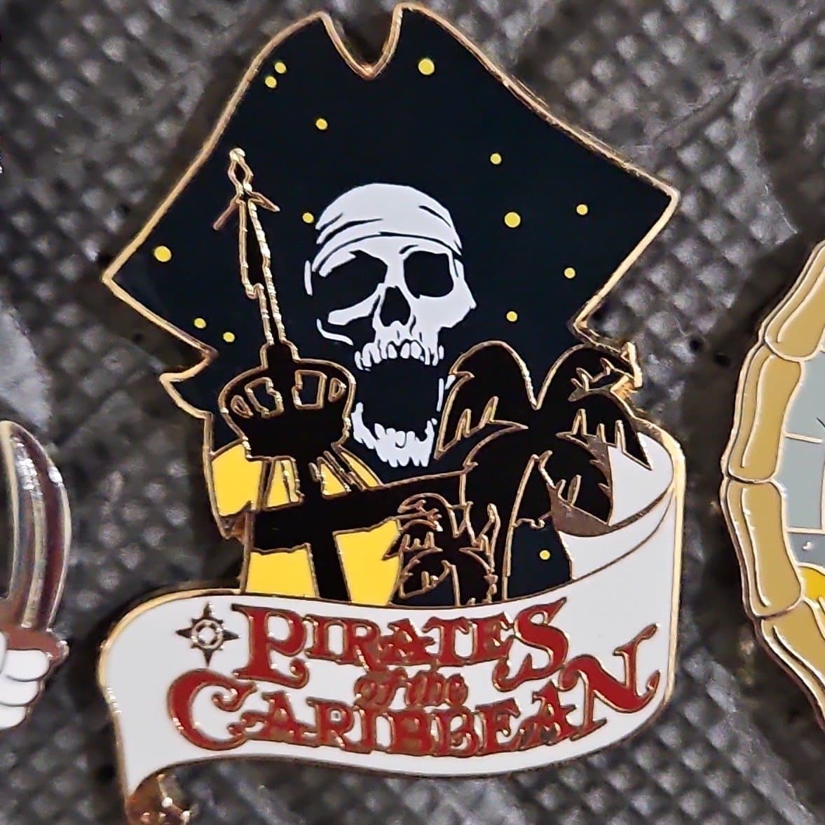 Pirates of the Caribbean - Attraction Series - Disneyland Paris front