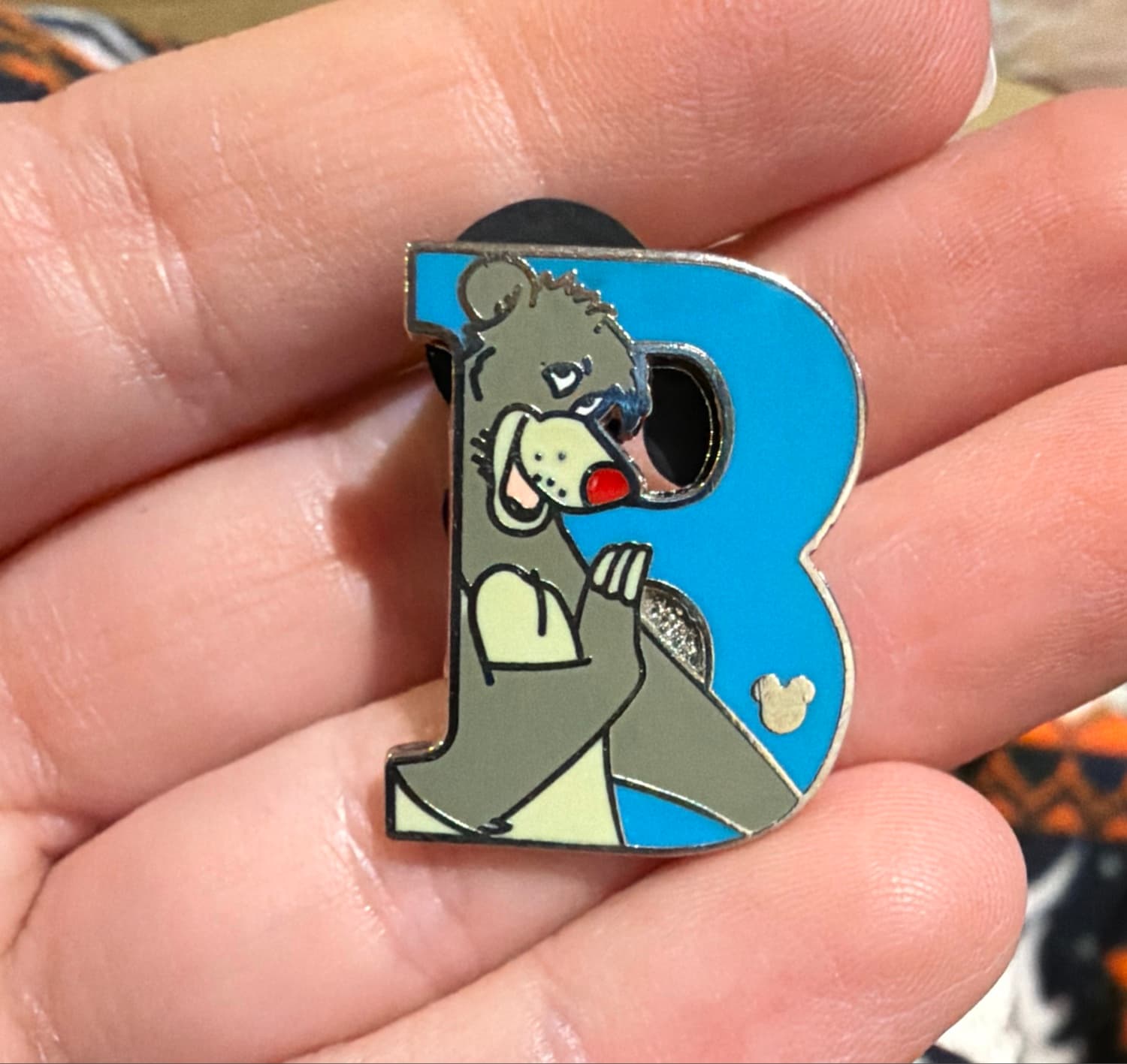DISNEY DLR 2011 HIDDEN MICKEY SERIES ALPHABET PIN LETTER B BALOO JUNGLE BOOK front