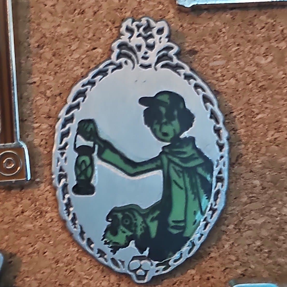 Haunted Mansion Glowing In The Dark Mystery 2014 Collection: Caretaker & Dog Pin front