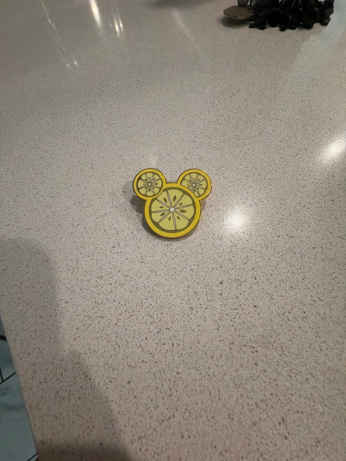 Lemon Mickey - Fruit Flair Set front