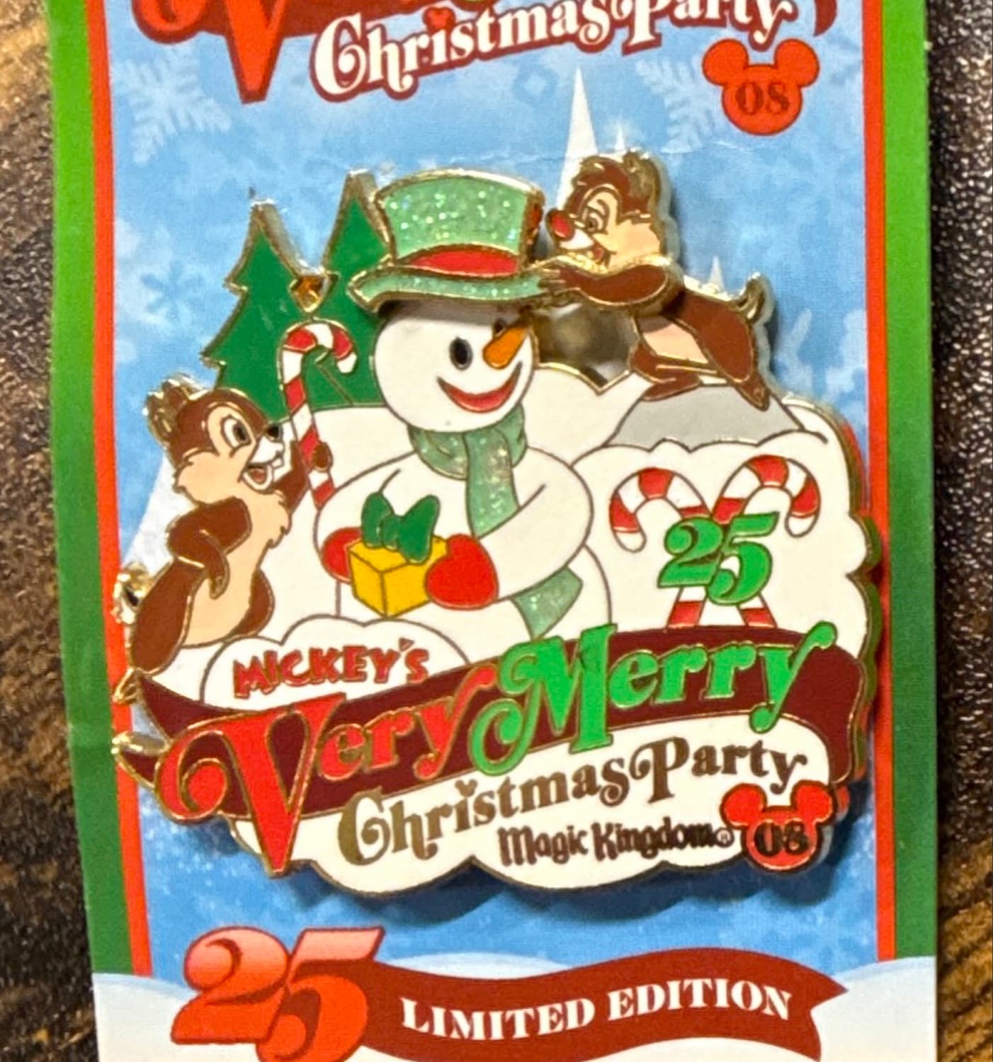 Chip and Dale Snowman - Mickey's Very Merry Christmas Party 2008 front