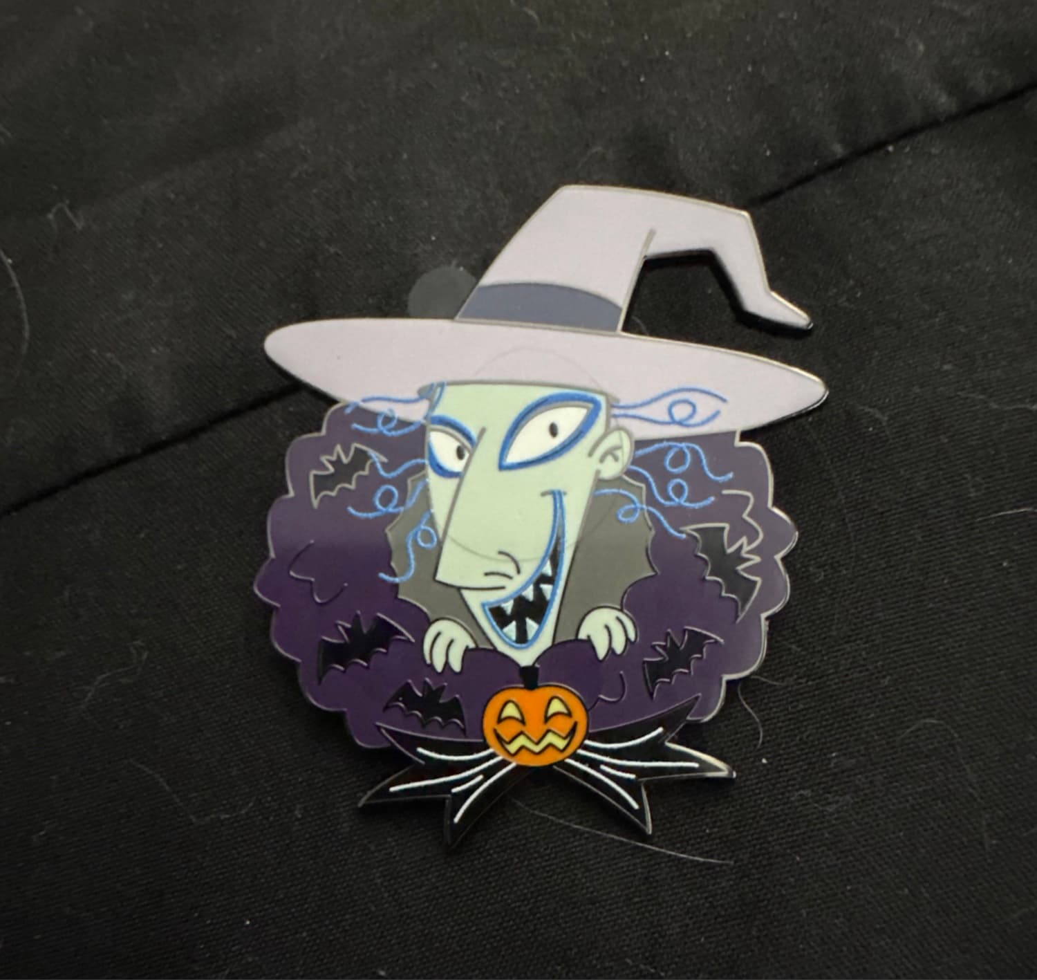 Nightmare Before Christmas Mystery Pin Shock
