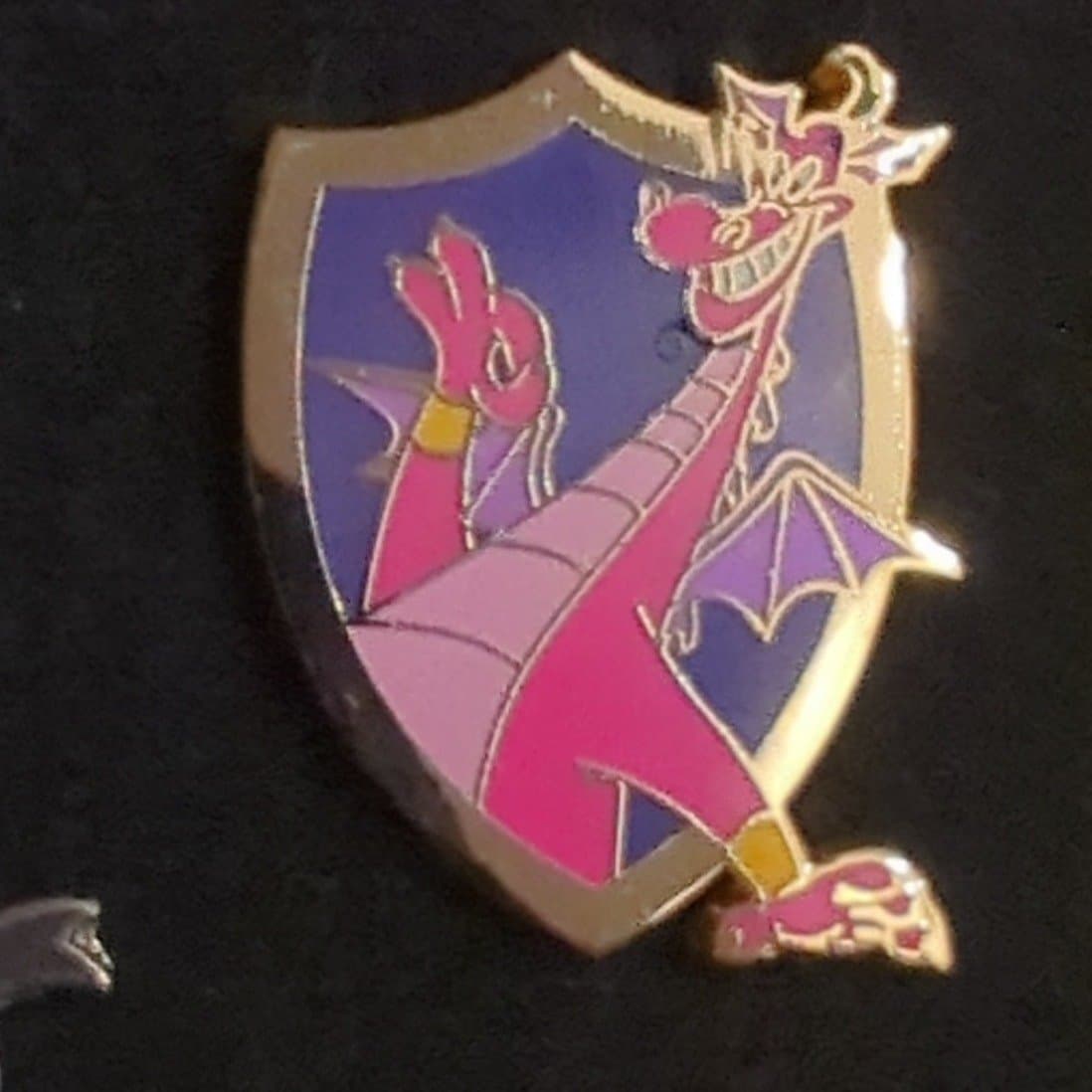 Medieval Magic Collection - Disney Dragons Mystery Set Genie as a Pink Dragon