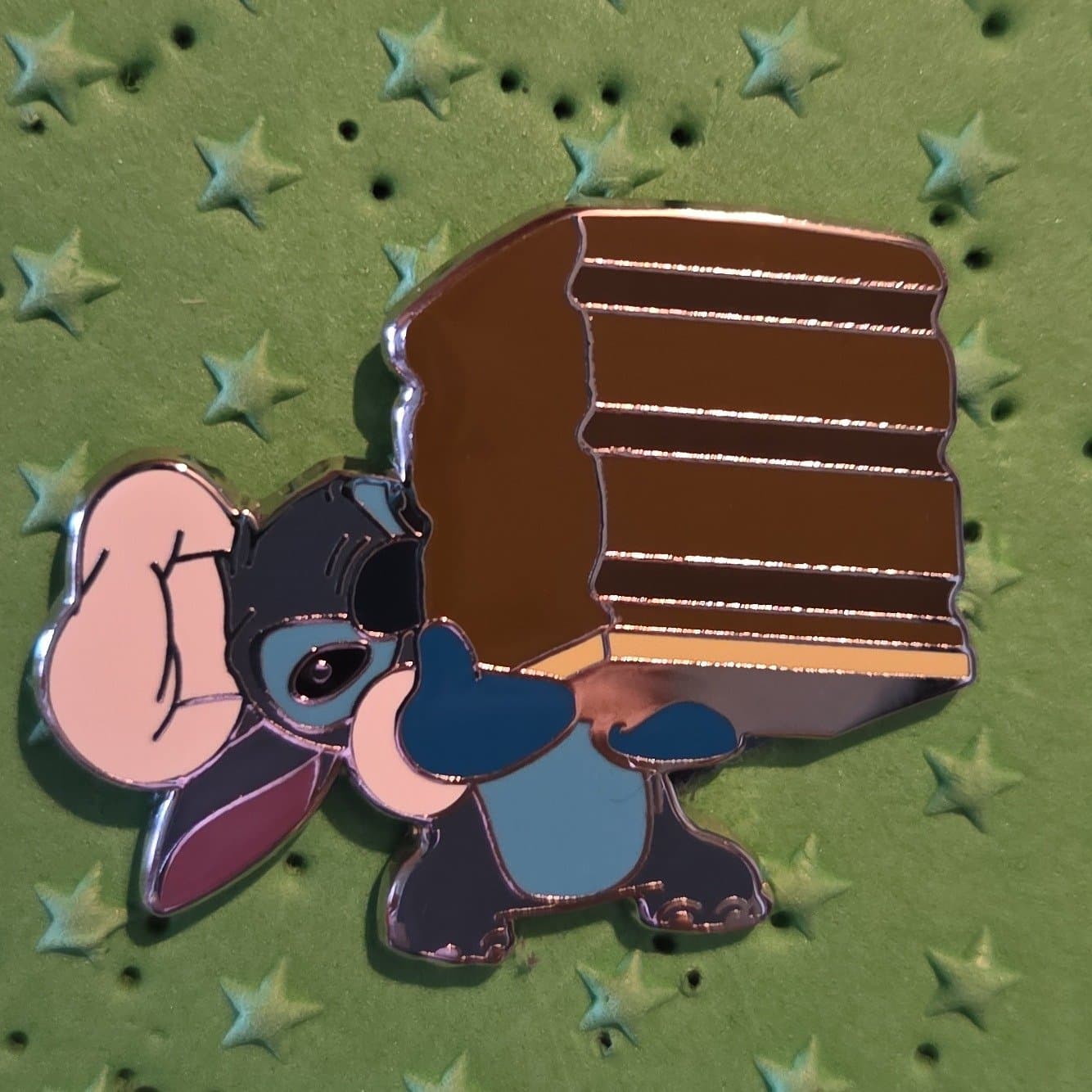 Stitch Baking A Cake front