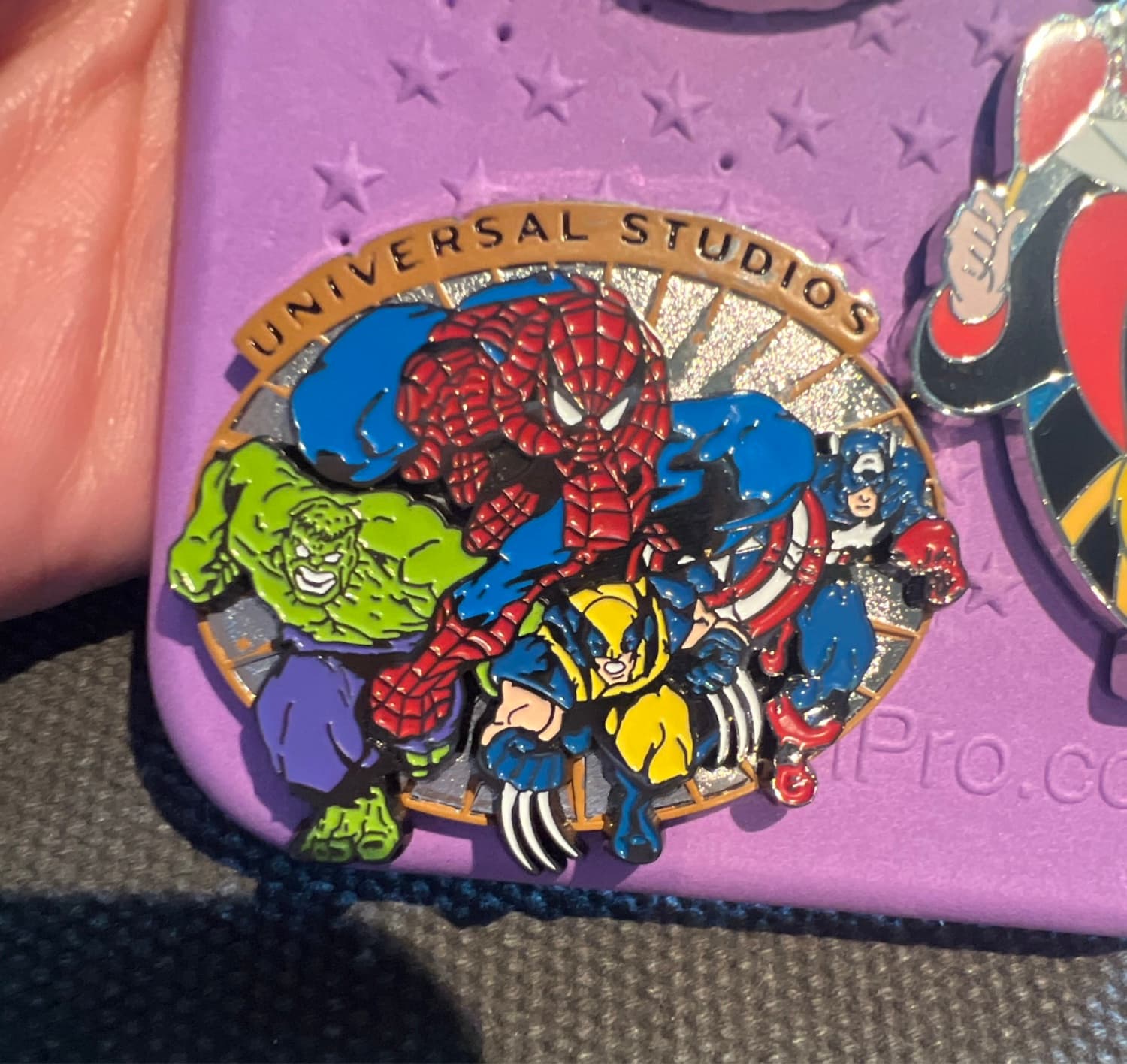 Universal Studios Marvel Super Hero Island Group Pin