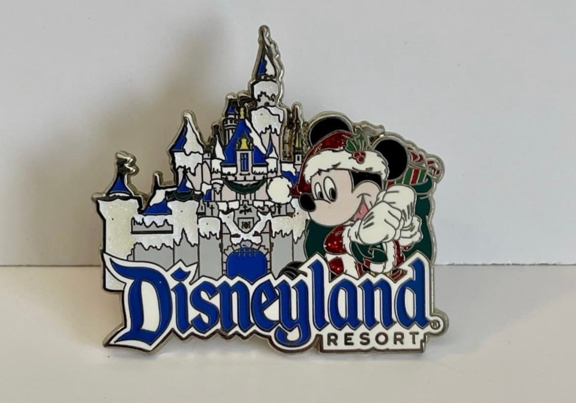 2012 Disneyland Resort Christmas Holiday Santa Mickey Castle Pin