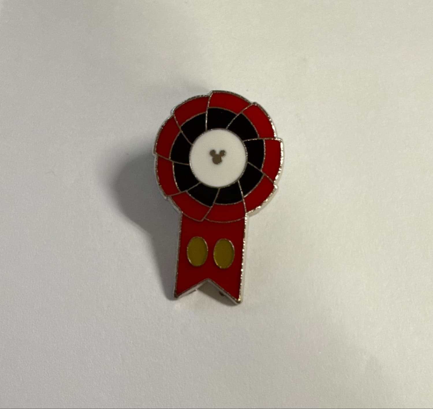 Mickey Mouse Icon - Single Rider Ribbon Flair Pin