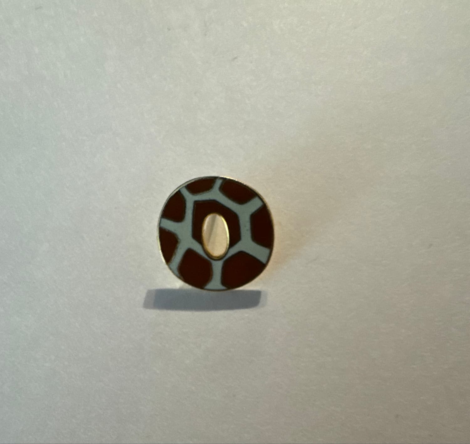 Animal Kingdom 2000 Giraffe Print 0 Pin front