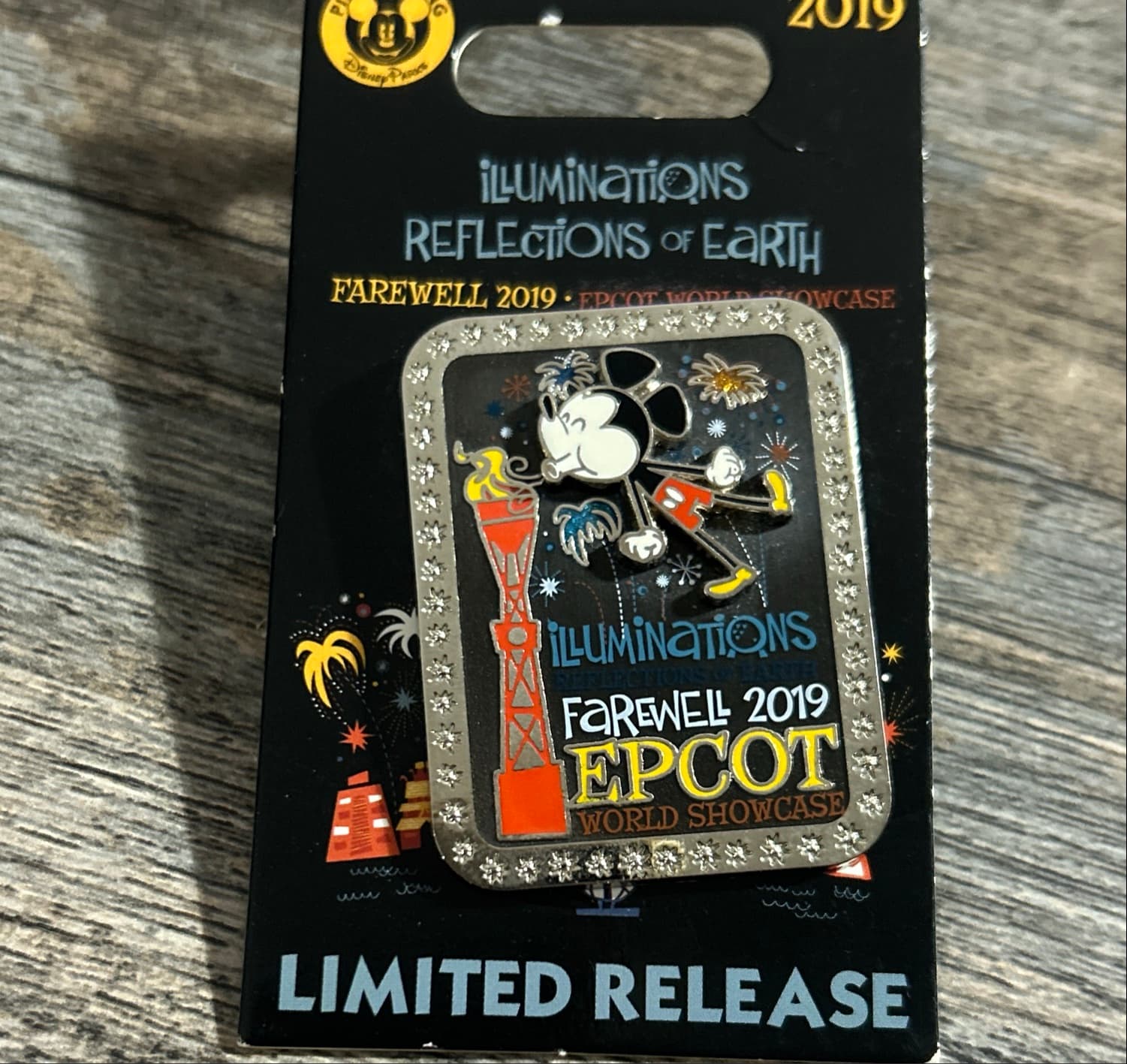 IllumiNations: Reflections of Earth Farewell Limited Release Mickey Pin