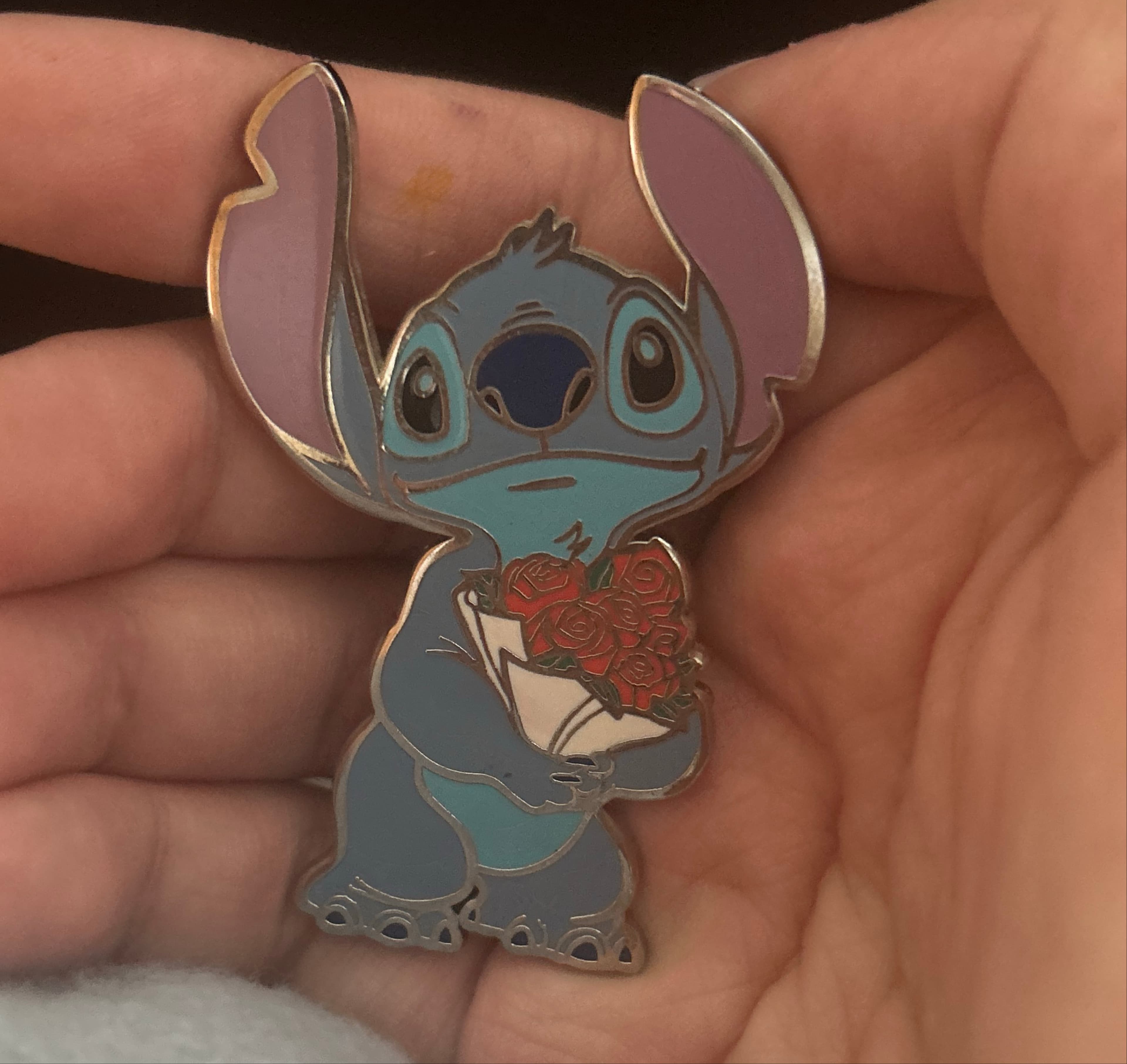 Stitch with Roses - Disneyland Paris