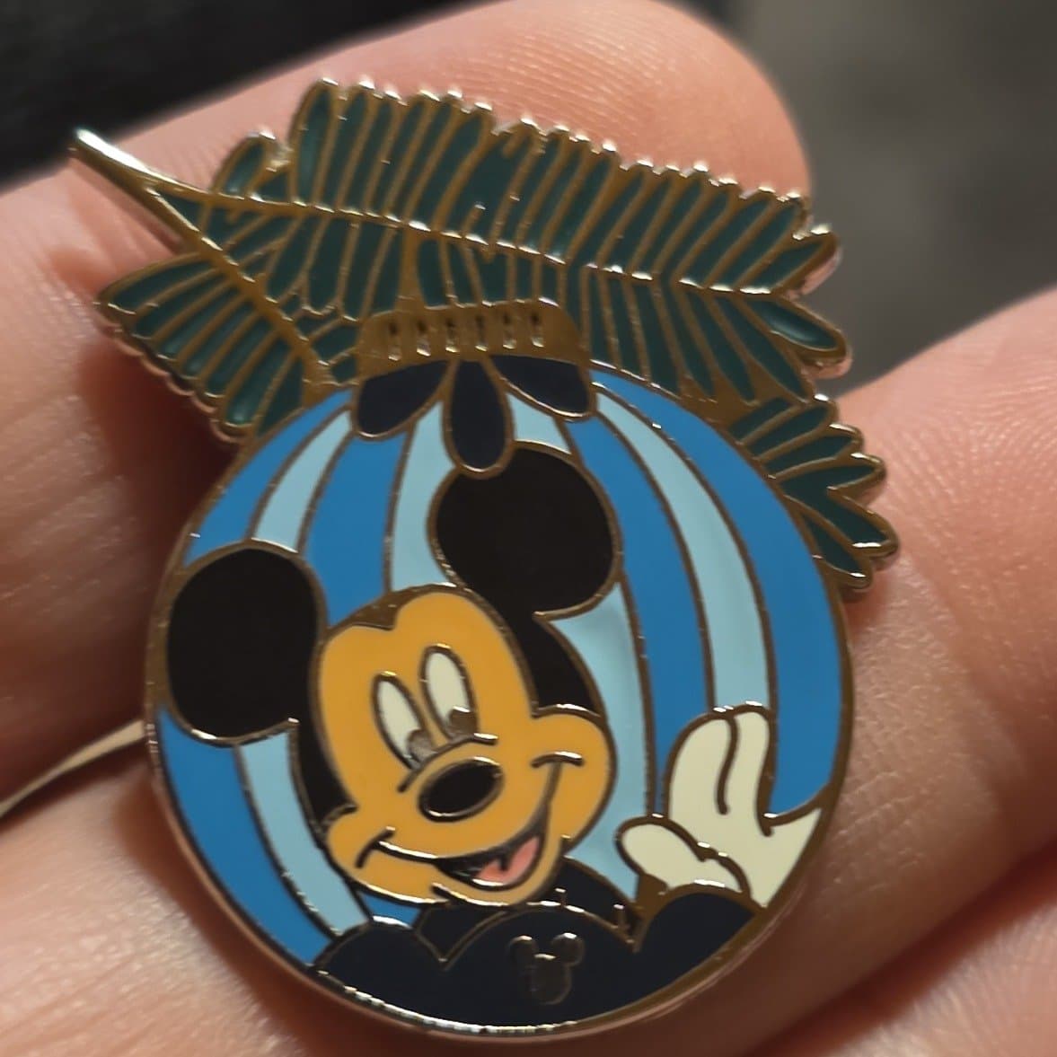 DLR MickeyMouse- Hidden Mickey 2010DLR - Christmas Ornaments - Hidden Mickey 2010