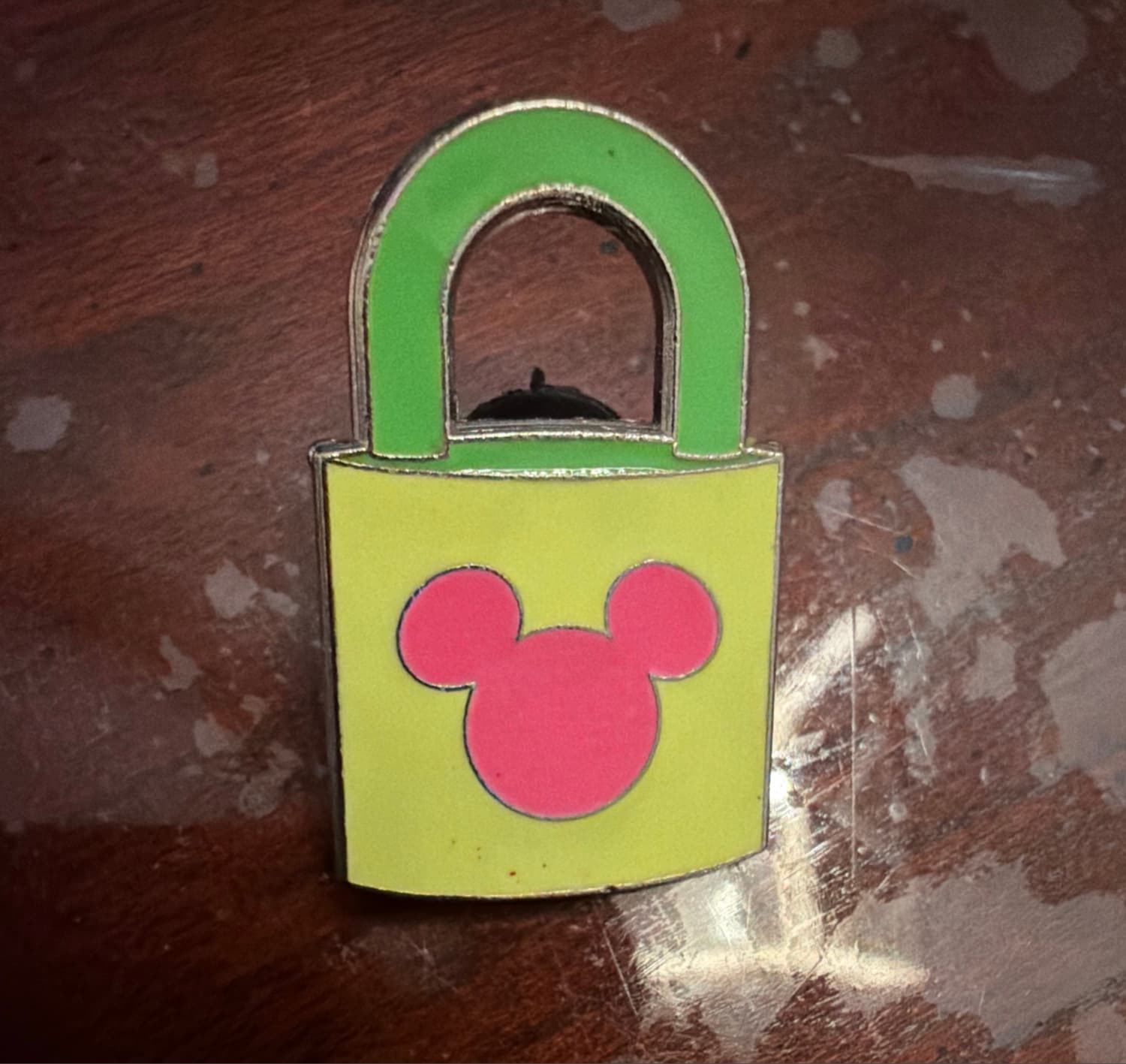 Mickey Mouse Icon Lock front