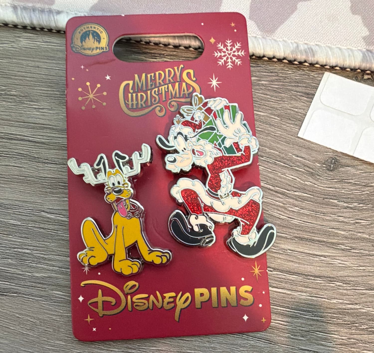 2025 Holiday Santa Goofy and Reindeer Pluto Pin Set