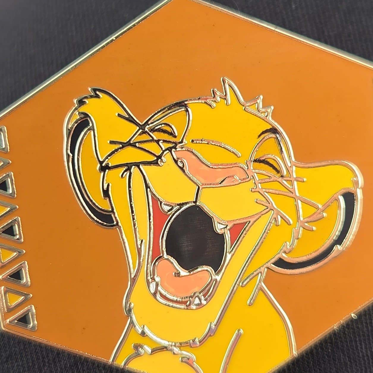 The Lion King Laughing Mystery Pin Set - Simba Pin