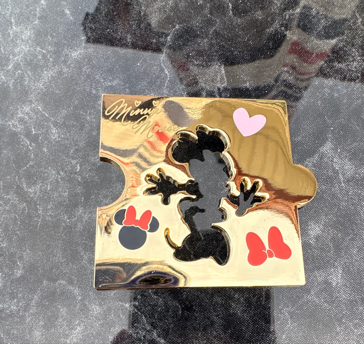 Minnie Mouse Gold Cutout Puzzle Piece