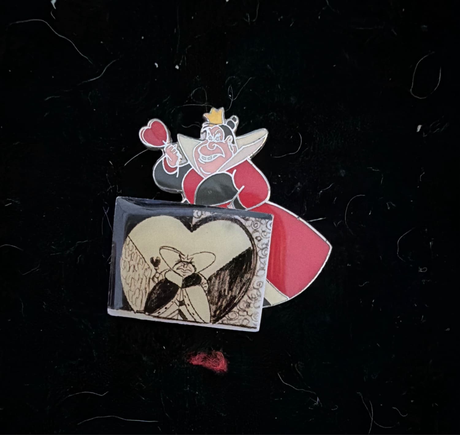 Queen of Hearts with Heart Scepter and Mini Portrait front