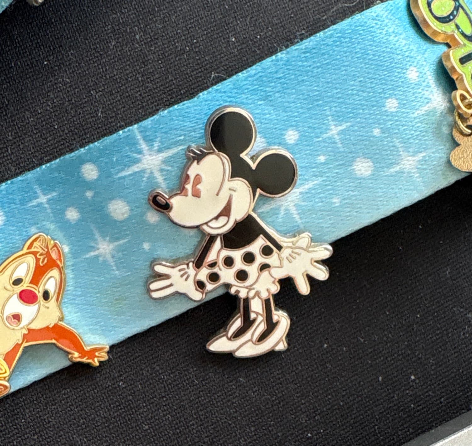 Classic Minnie Mouse Polka Dot Dress Pin
