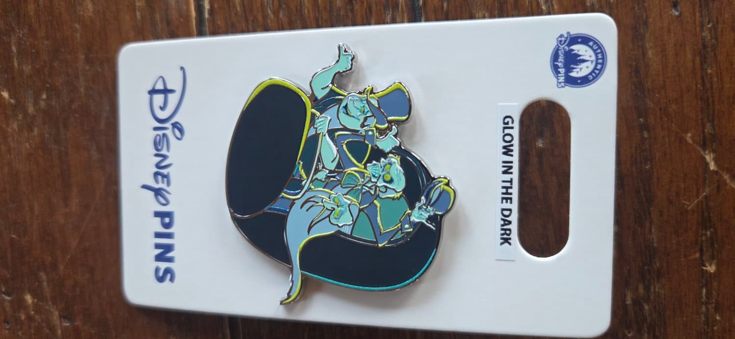 Hitchhiking Ghosts Glow-in-the-Dark Pin – The Haunted Mansion