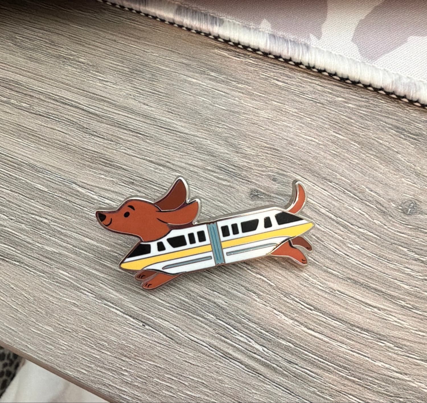 Monorail Dog - Disney Cats and Dogs Halloween Series Mystery Pin front