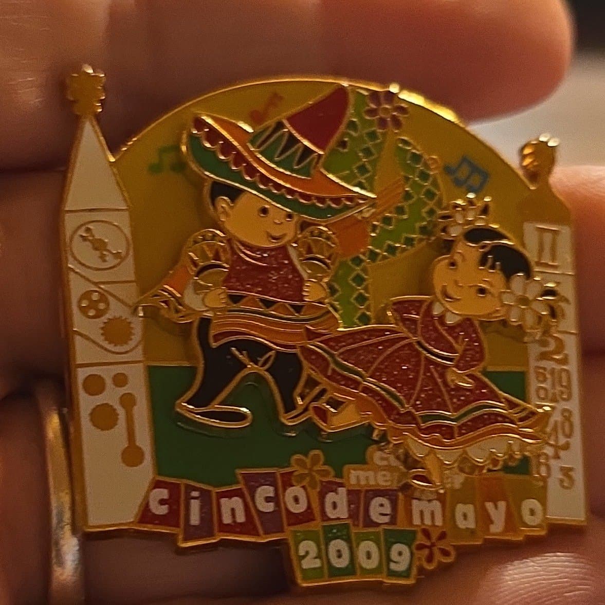 It's a Small World Cinco De Mayo 2009 Cast Exclusive Pin