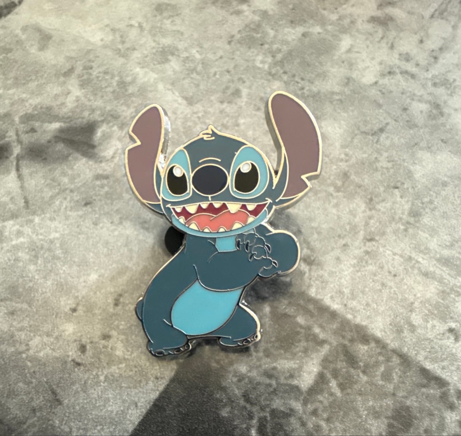 Stitch - Standing with Claws Out