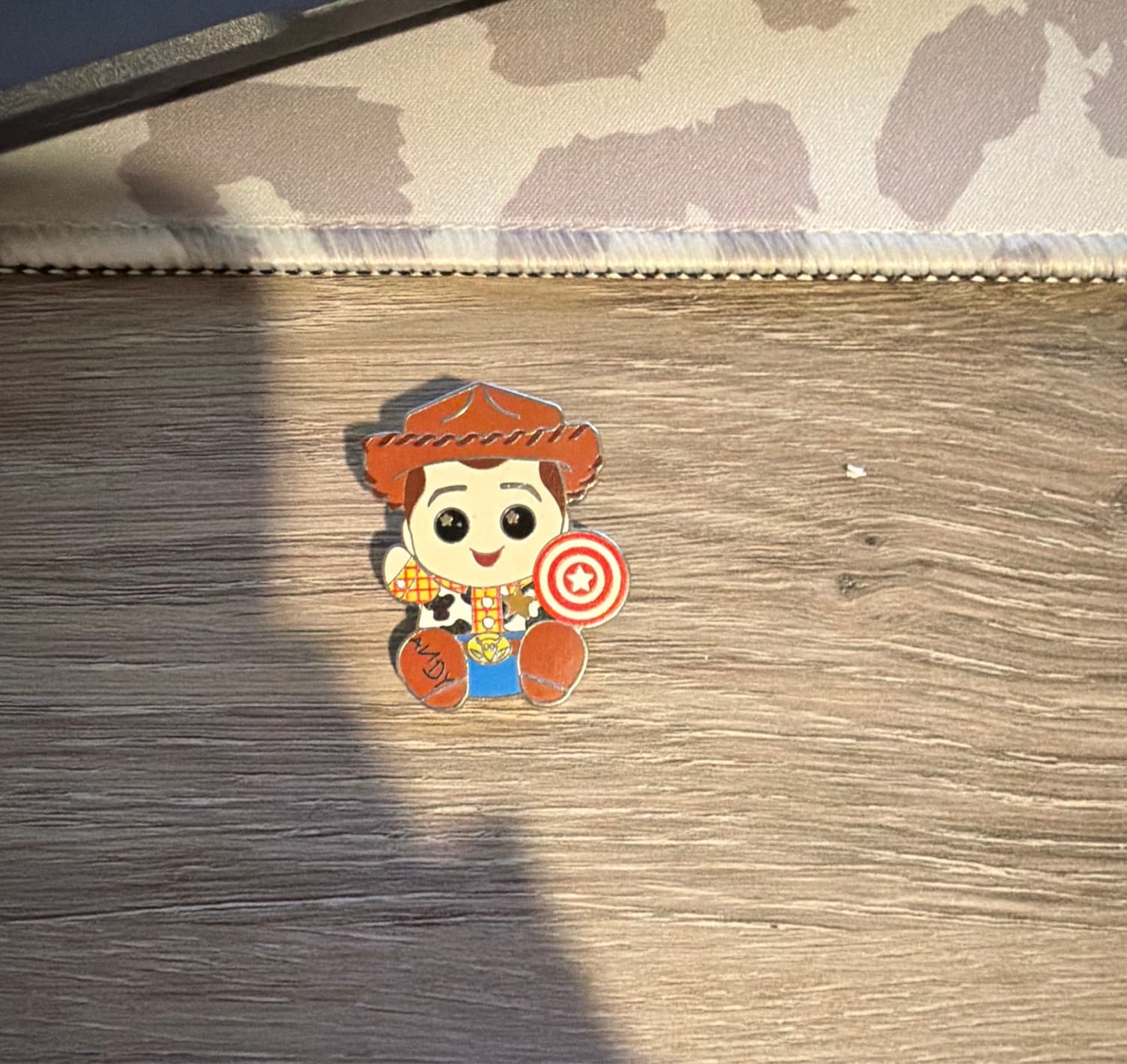 Woody Wishable Pin