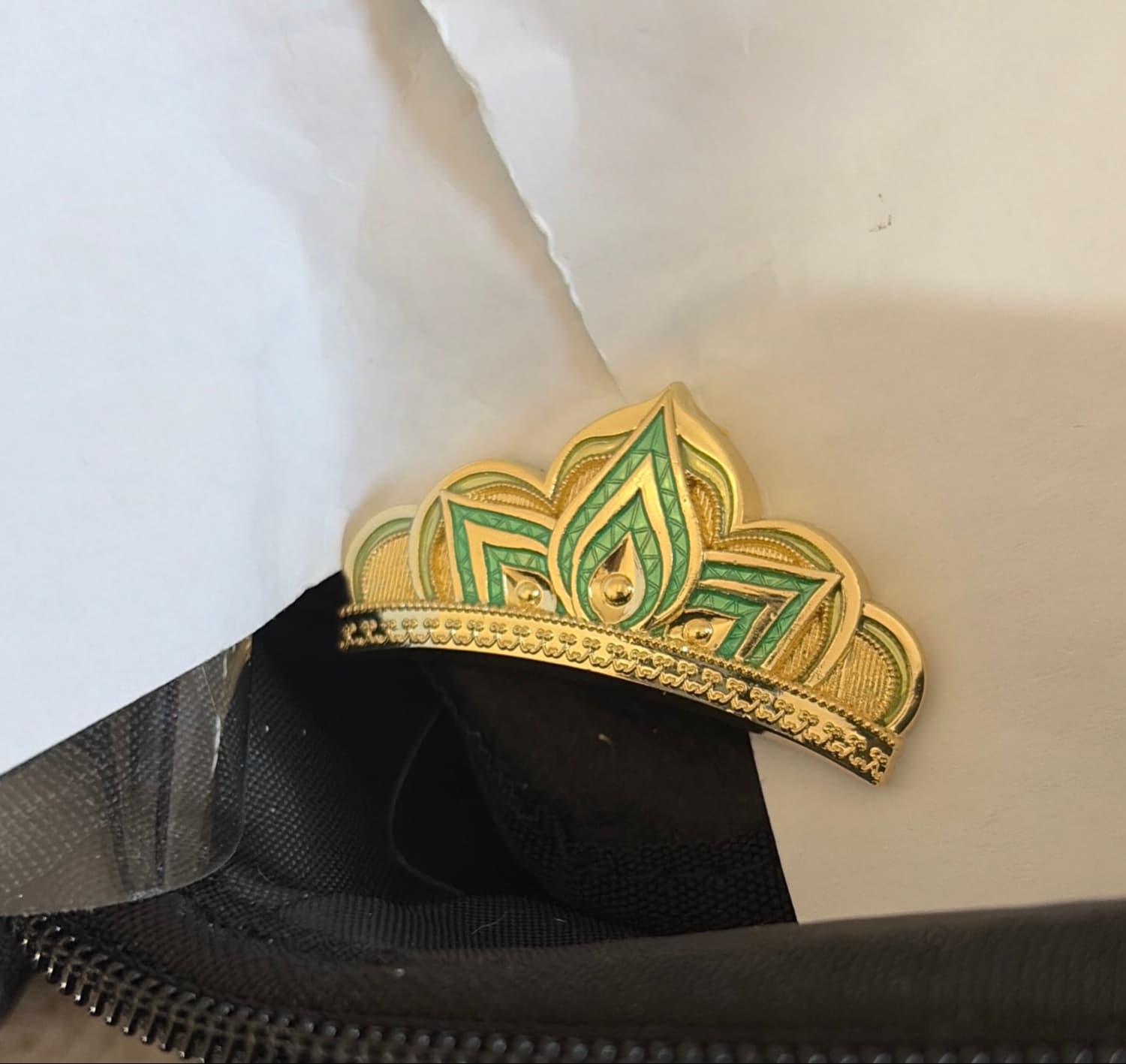 Tiana Tiara Pin - The Princess and the Frog front