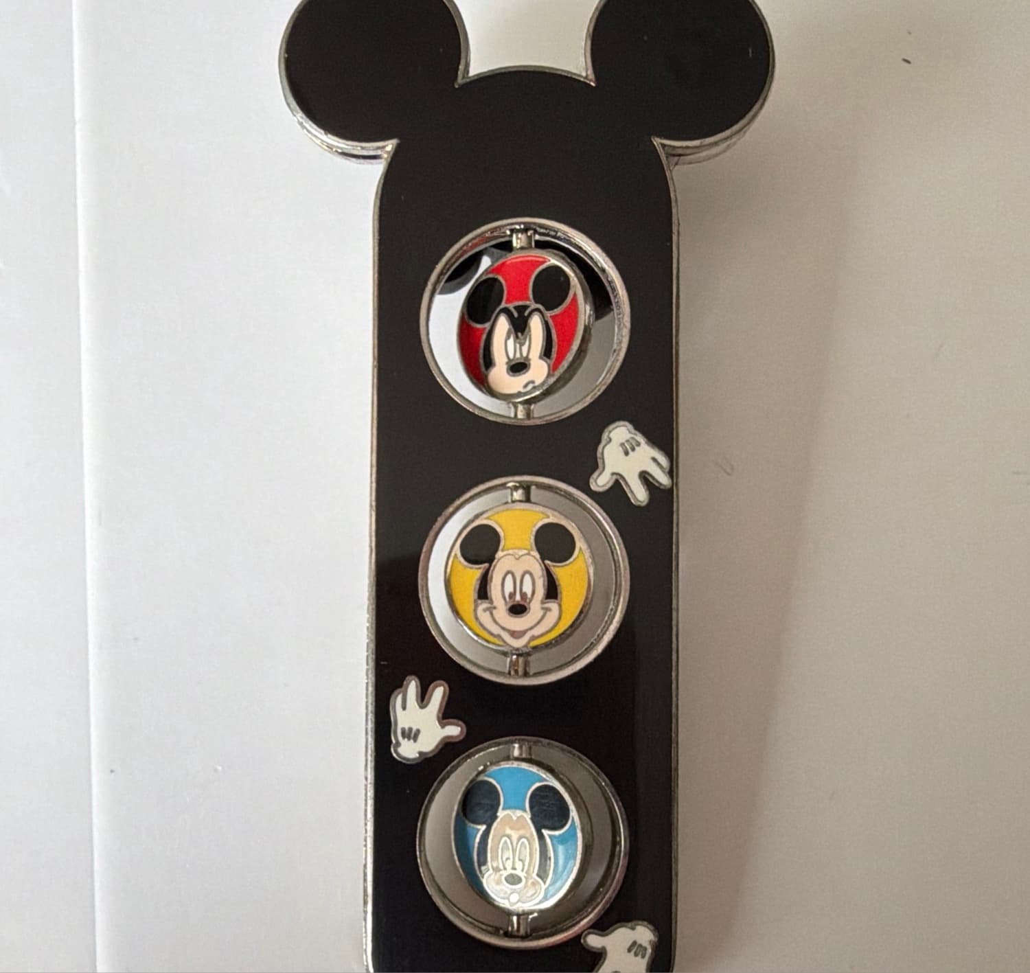 Mickey and Minnie Stoplight Spinner 2008