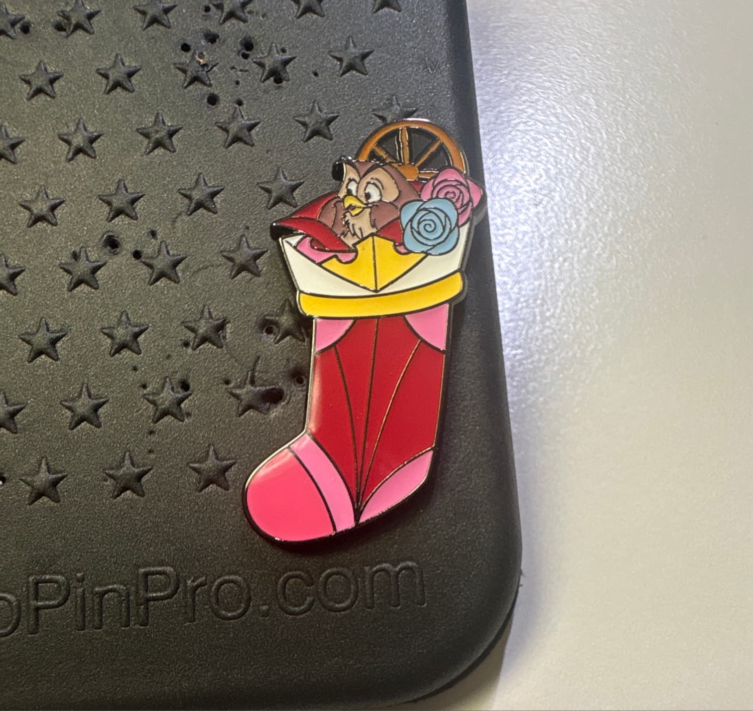 Loungefly Disney Princess Stocking Pin - Sleeping Beauty - Owl