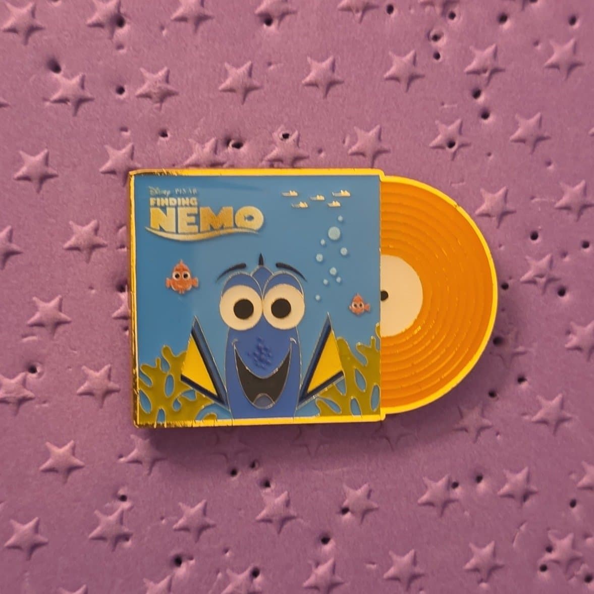 Loungefly - Pixar Records - Finding Nemo Dory
