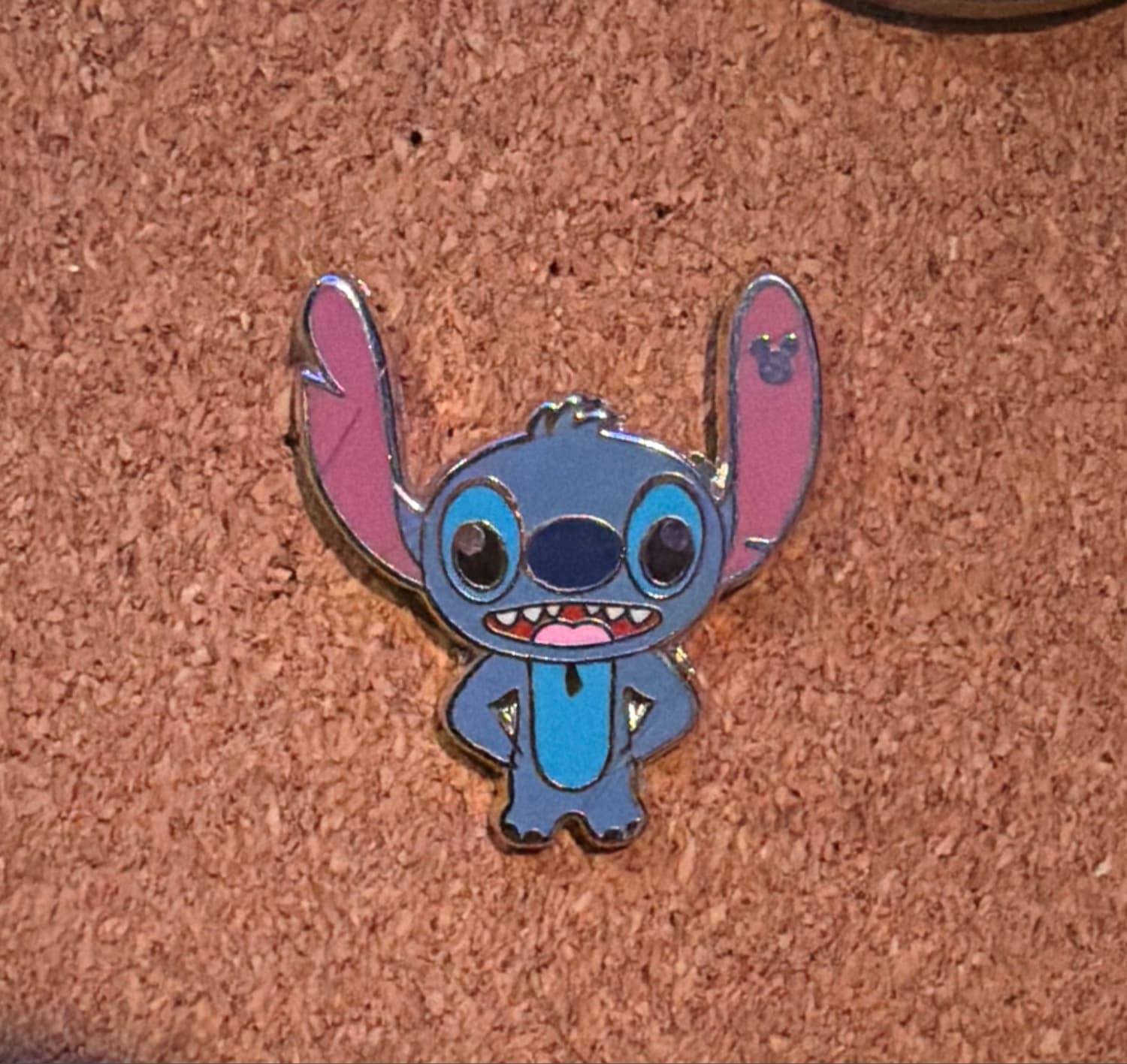 Stitch Emotions - Excited (Hands On Hips) - Hidden Mickey front
