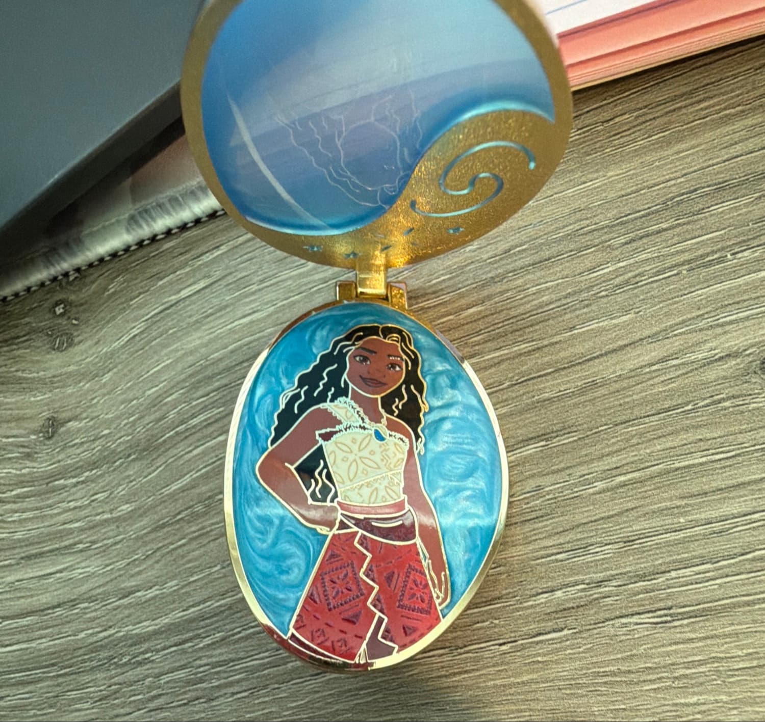 Moana Hinged Locket Stained Glass