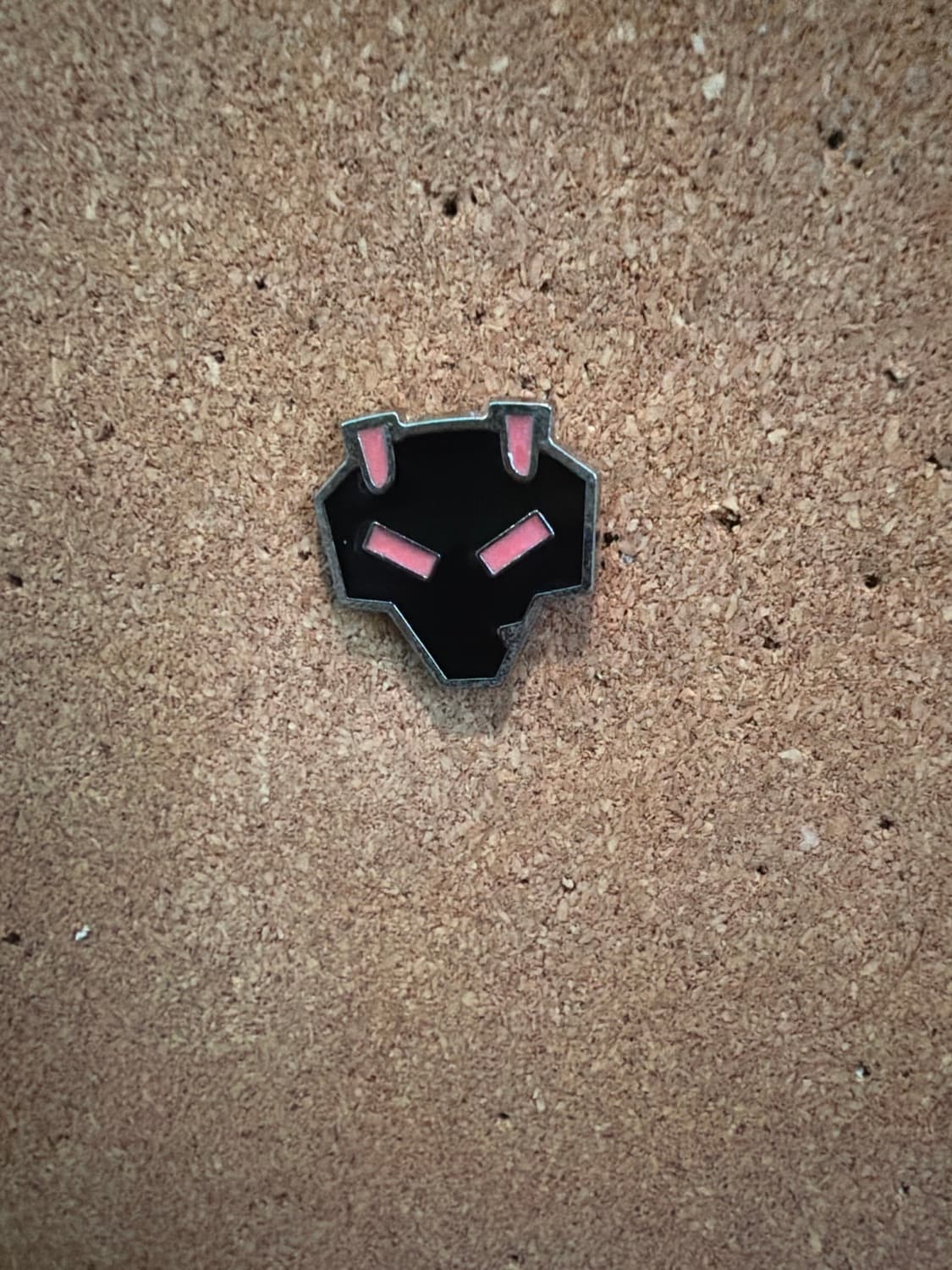 Rising badge pin-Pokemon front