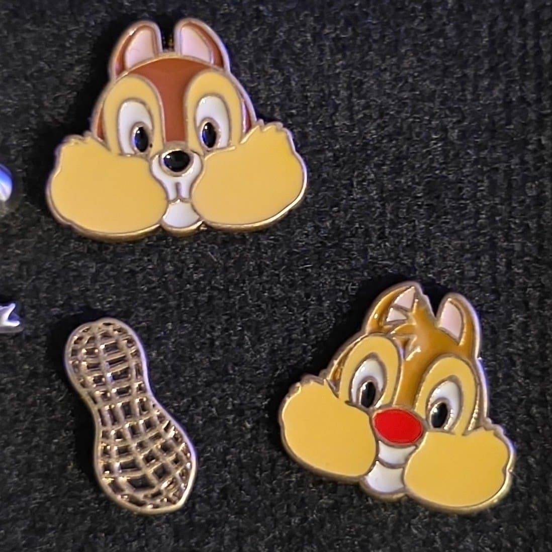 Chip Flair Head Pin front