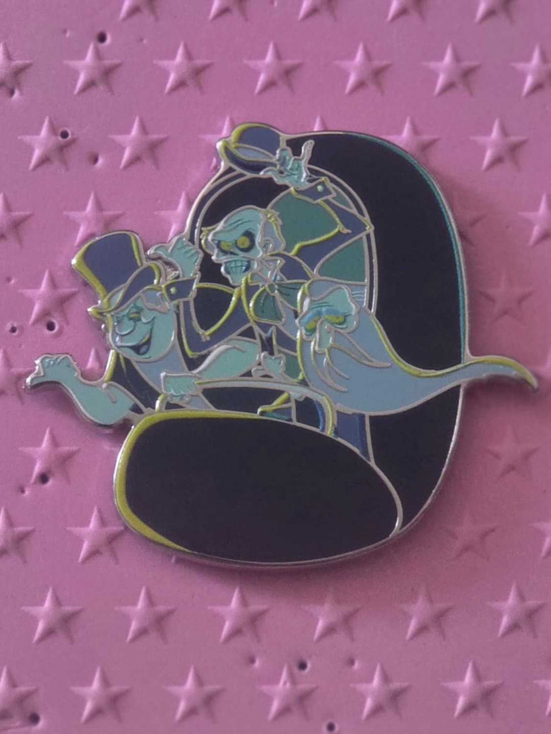 Haunted Mansion Hitchhiking Ghosts Curved Gold Border Pin front