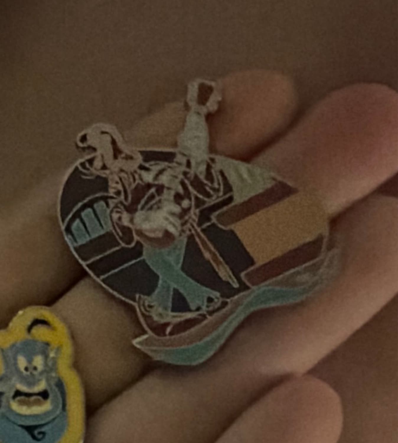 Goofy Singing and Playing Lute - Pirates of the Caribbean front