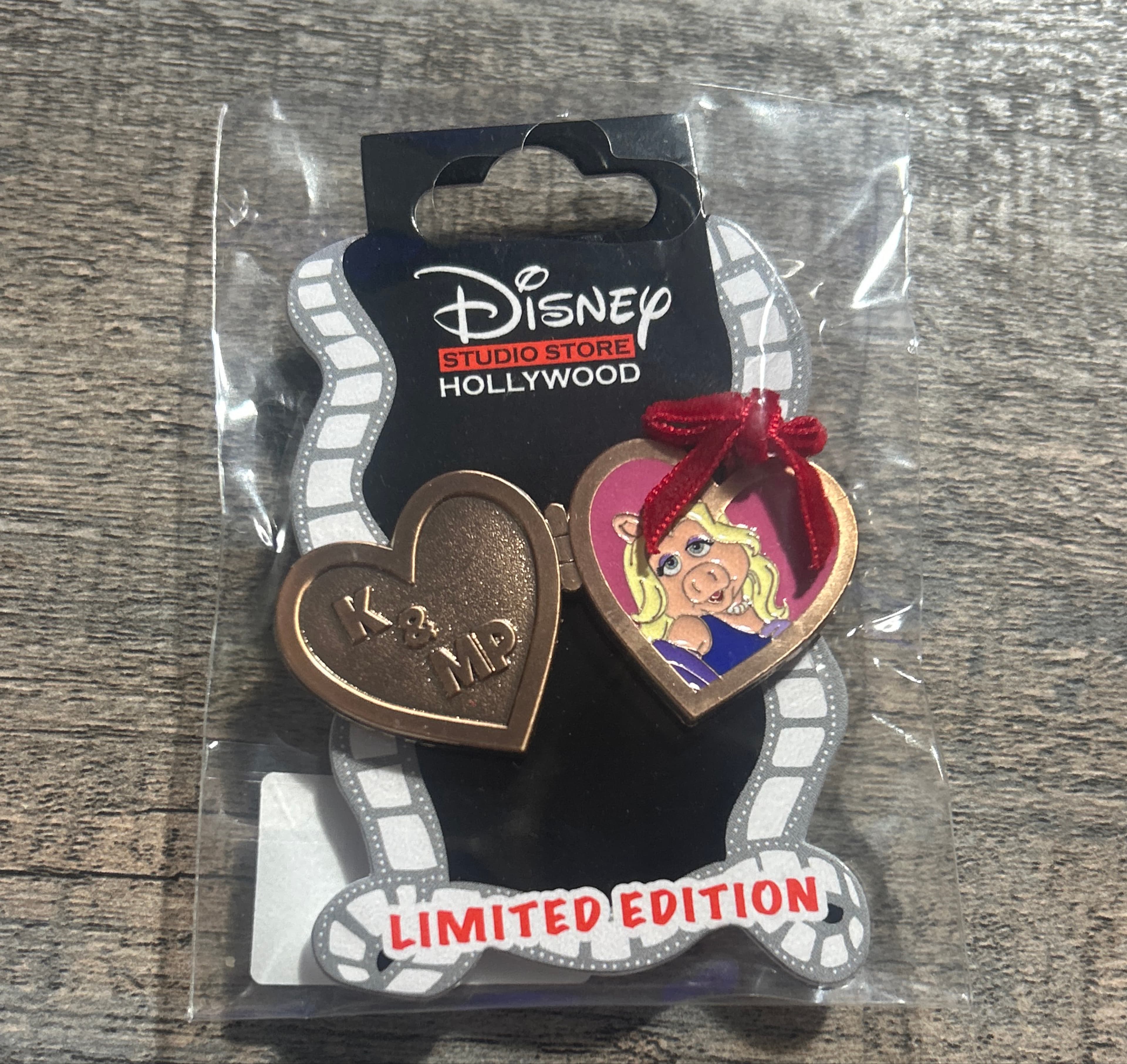 Miss Piggy Love Locket front