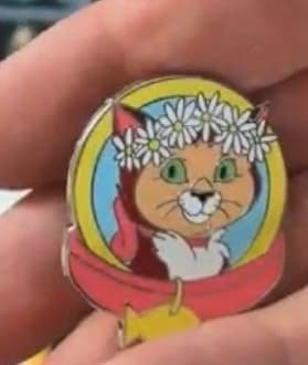DinahCollar