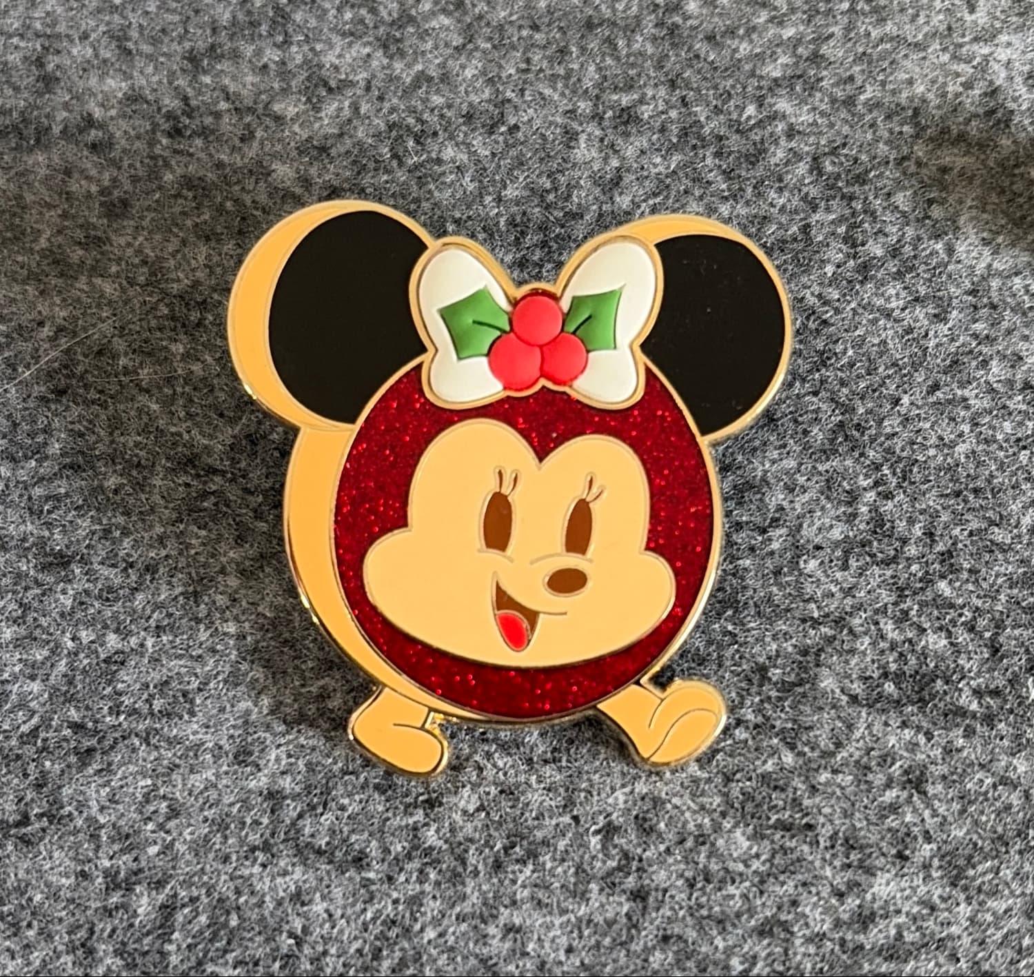 Holiday Minnie Mouse Munchling front