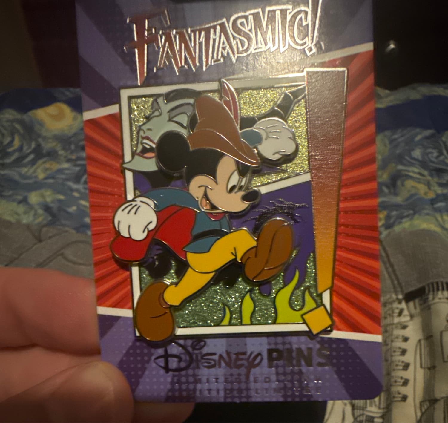 FANTASMIC Robin Hood Mickey LE3000 Quarterly Pin 3 Of 4 front