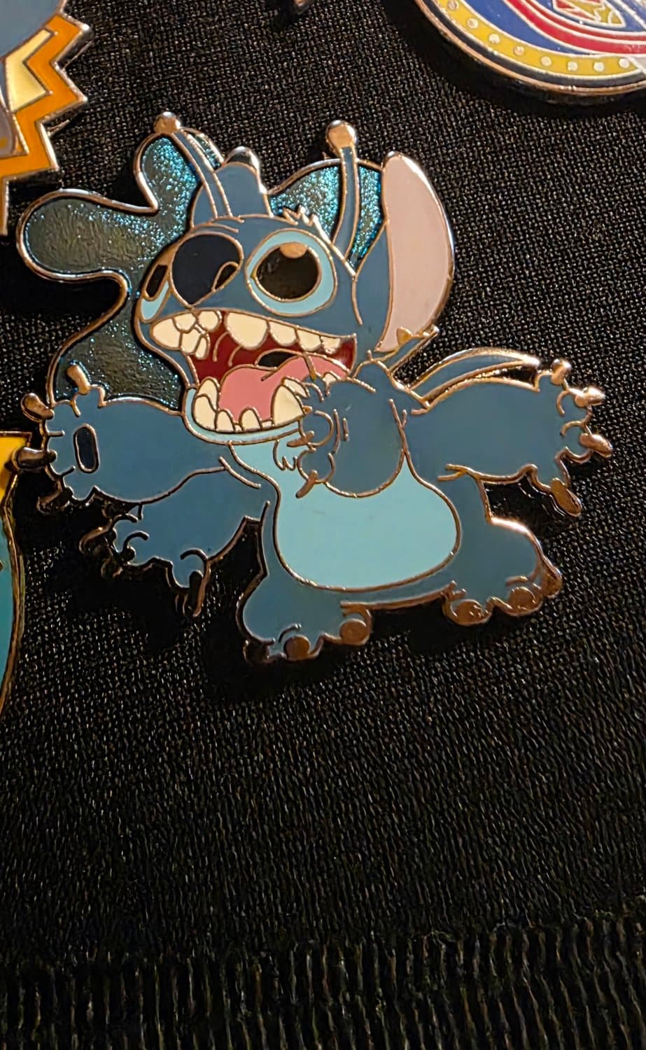Stitch - Smiling with Arms Out front