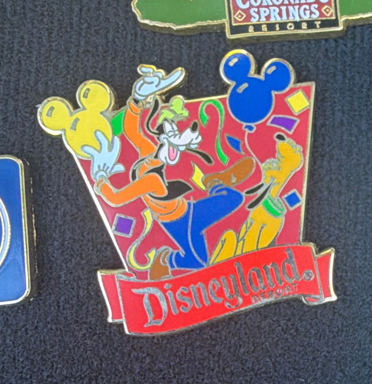 Disneyland Resort - Travel Company Celebrate Goofy & Pluto Pin front