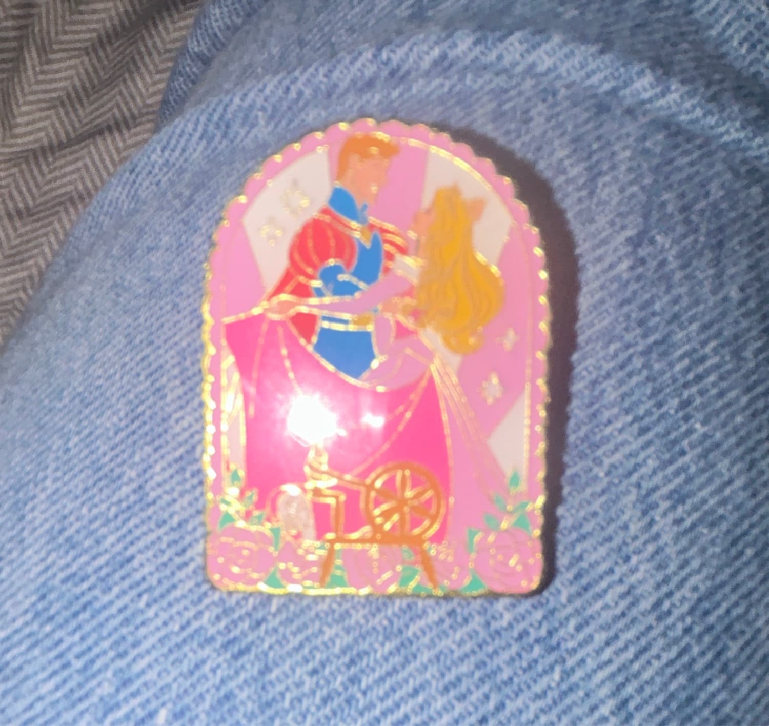 Disney Princess Sleeping Beauty Mystery Single Pin Aurora & Prince Phillip